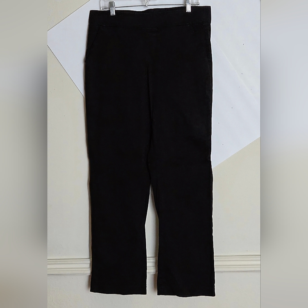 Lee Black Straight Leg Pants (Sz. 12)